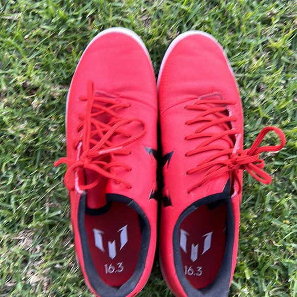 Adidas Messi soccer shoes size 7.5 - Picture 6 of 9